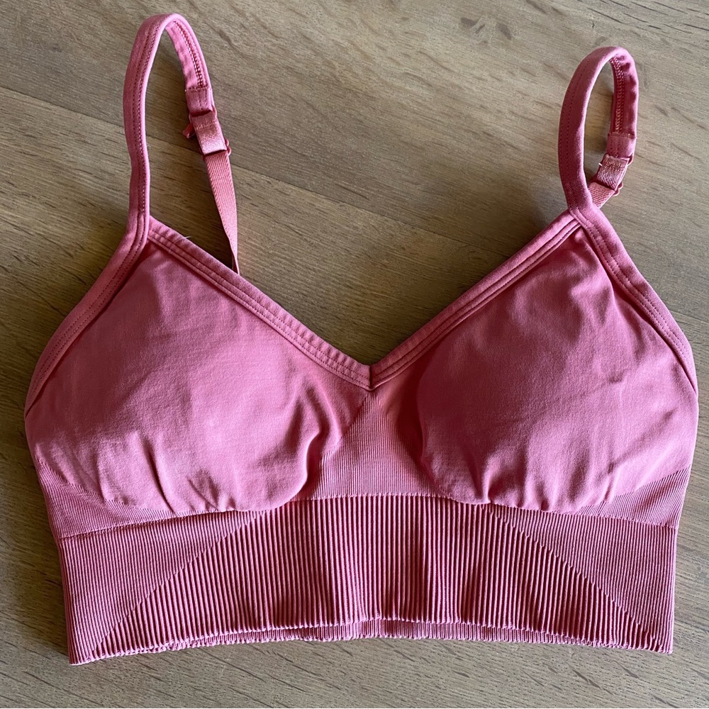 Lululemon sports bra. Size 4. Color light orange.